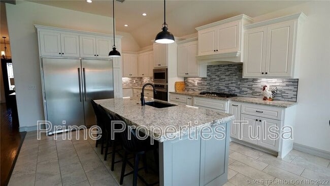 Photo - 12912 S 6th St