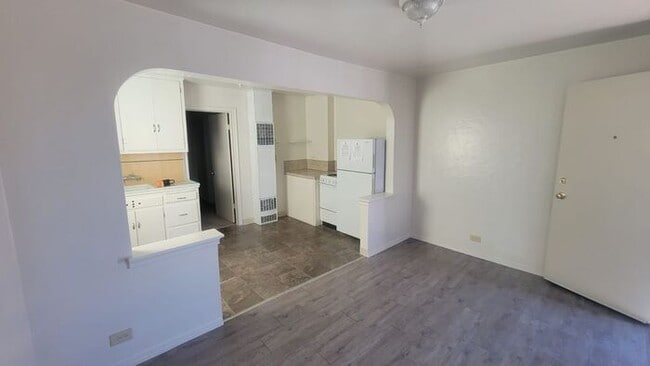 Photo - 1 bed 1 bath Sparks apartment For Rent