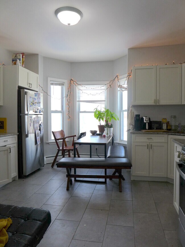 Photo - 112 George St