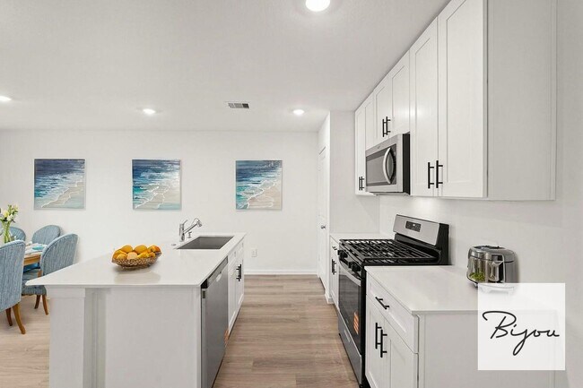 Photo - 3072 Nori Shores Dr