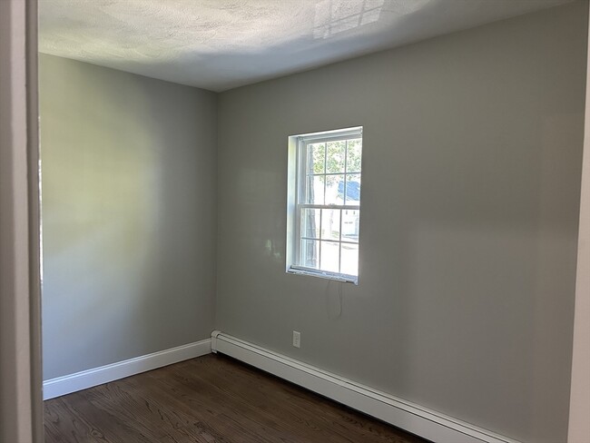 Photo - 18 Ashcroft St Unit 301