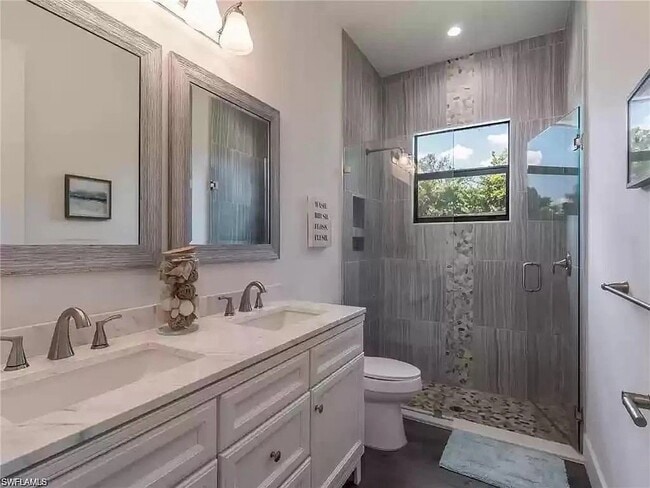Photo - 3013 Lunar St