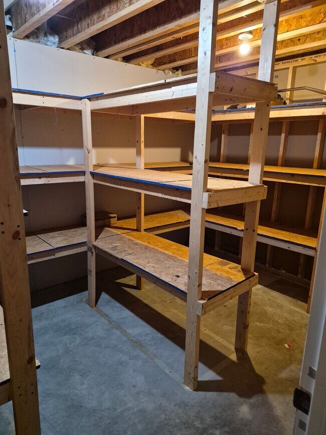 Photo - 79 Rogue River View Dr NE