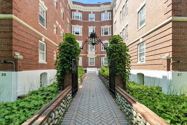 Photo - 35 Lee St Condo Unit 11