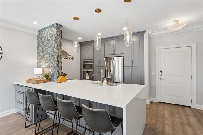 Photo - 901 Abernathy Rd NE Unit 4300