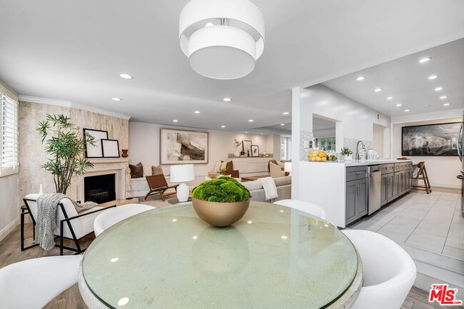 Photo - 441 N Oakhurst Dr Unit 203