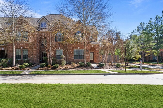 Photo - Exceptionally well-maintained Sterling Ridge Townhome boasts an array of desirable features!