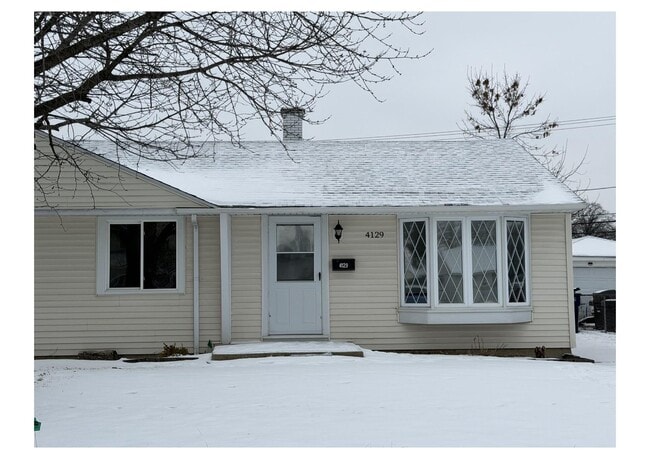 Building Photo - 4129 W 90th St