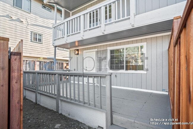 Photo - 29215 Dixon St