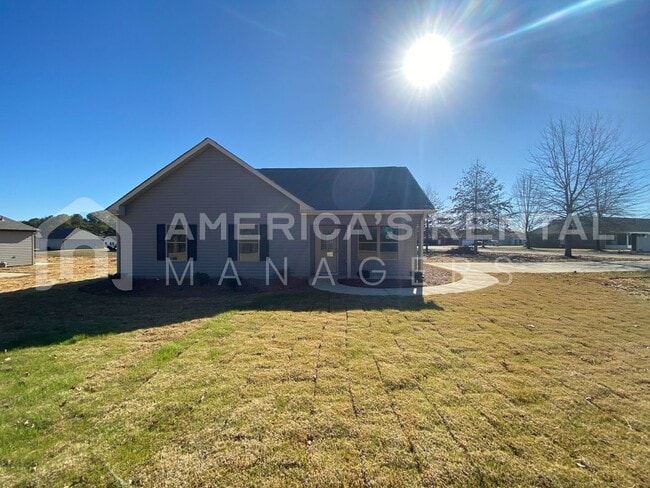 Photo - DEPOSIT PENDING!!! - Home for Rent in Talladega, AL!!! Available to View with 48 Hours Notice!