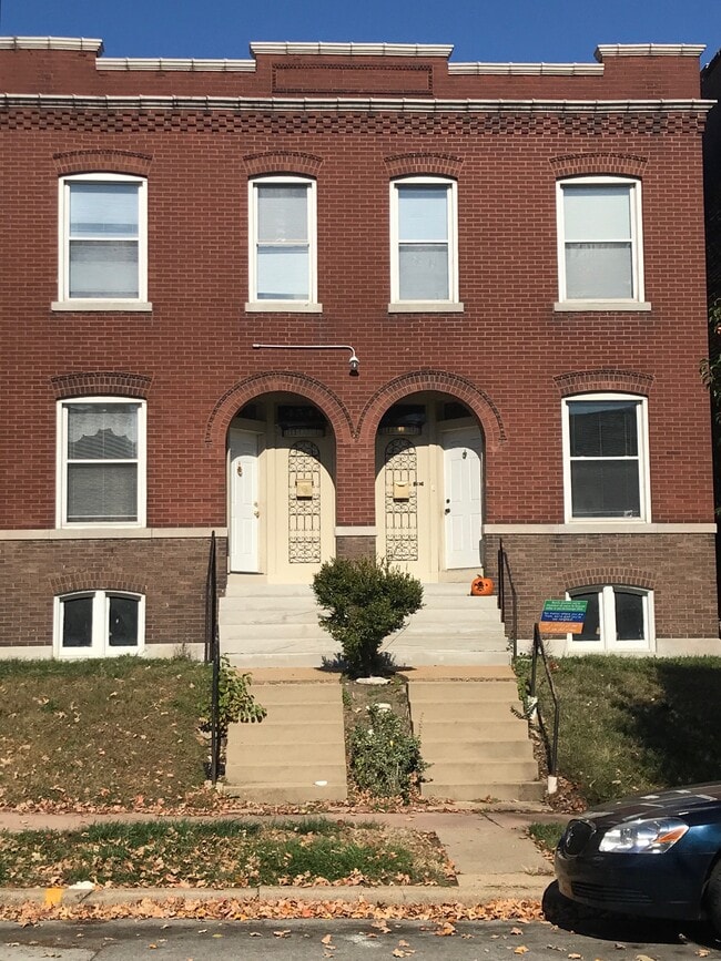 Building Photo - 4545 Oakland Ave Unit 4545 Rental