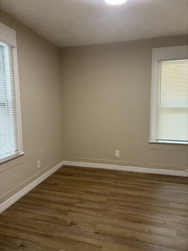 Photo - 3309 N Pearl St