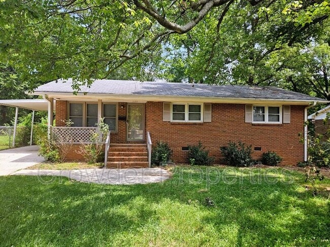 Building Photo - 1120 Georgetown Dr
