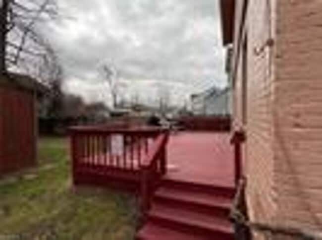 Photo - 2118 Denison Ave Unit UP - 3bd/1.5ba