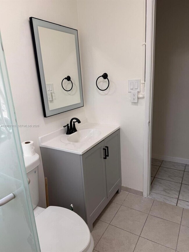 Photo - 310 NE 58th St Unit B