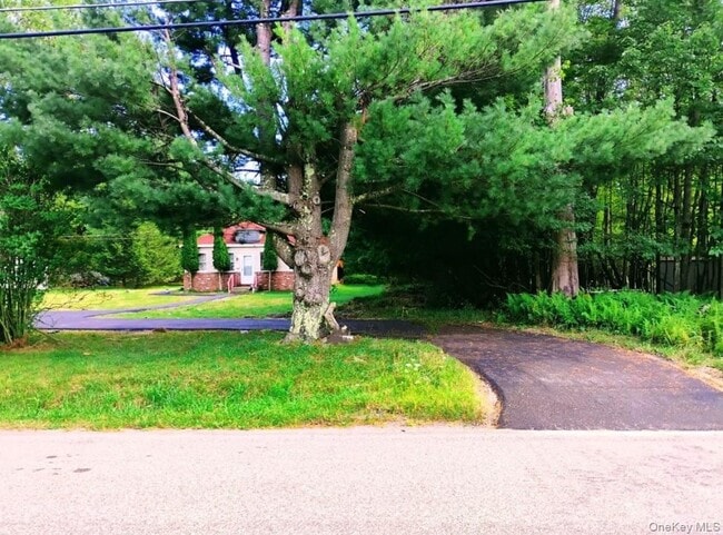 Photo - 370 Park Hill Rd