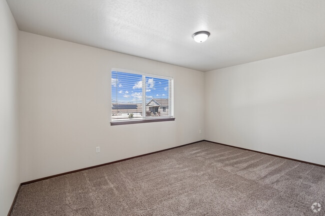 3BR, 2.5BA - 1,586SF - Primary Bedroom - Columbia Villas and Columbia Cove