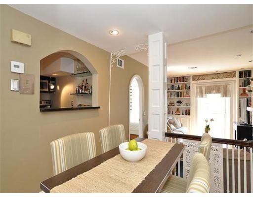 Photo - 124 Beacon St Unit 3F