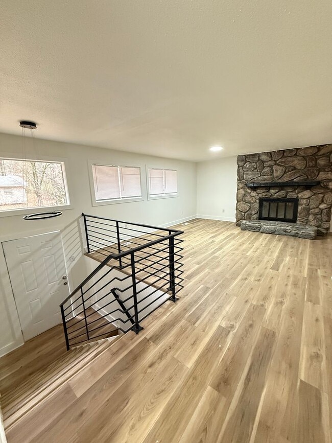 Photo - Beautifully Remodeled 4-Bedroom, 2-Bathroom Home with Modern Finishes in Benton!