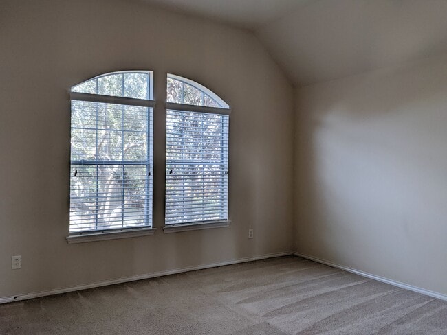 Building Photo - 13610 Orchard Wind Ln
