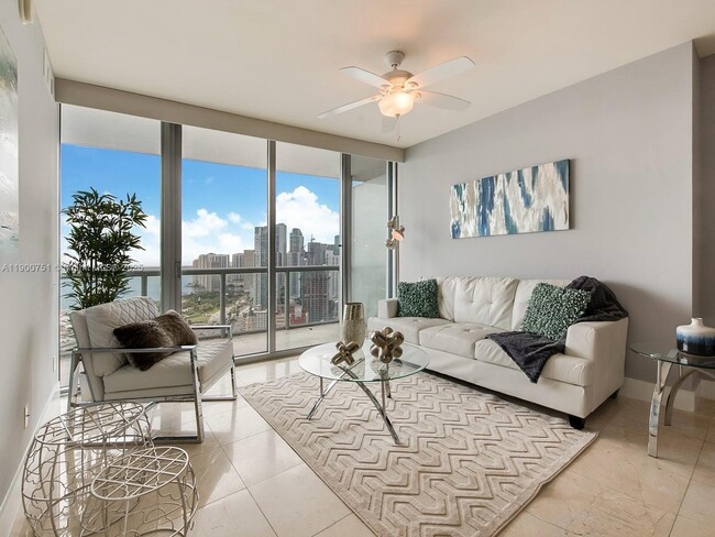 Photo - 888 Biscayne Blvd Unidad 3603