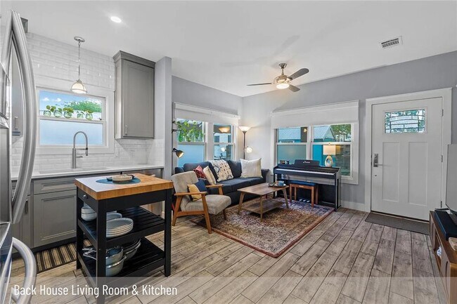 Photo - 5508 Avenue G