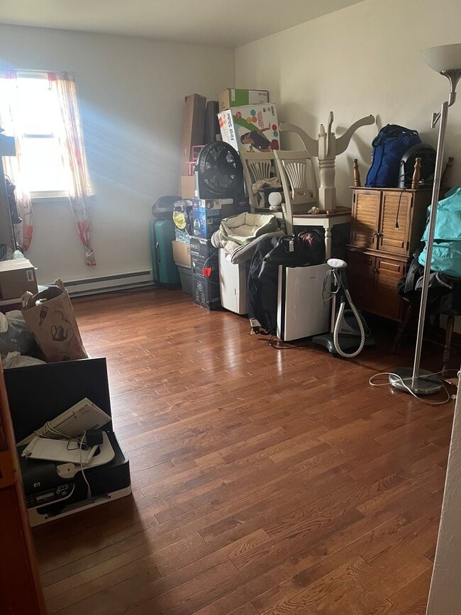 Photo - LINCOLN LANE 126/128 Unit 126