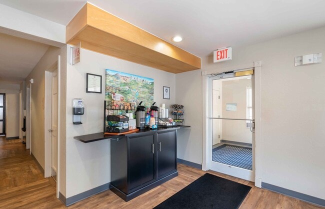 Furnished Studio-Richmond - Glen Allen - Short Pump