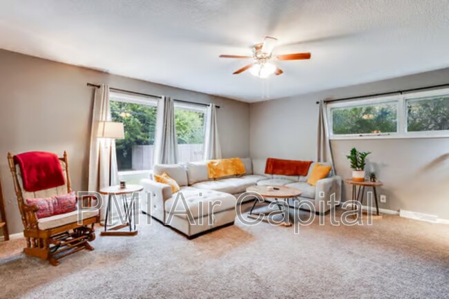 Photo - 1917 N Edgemoor St