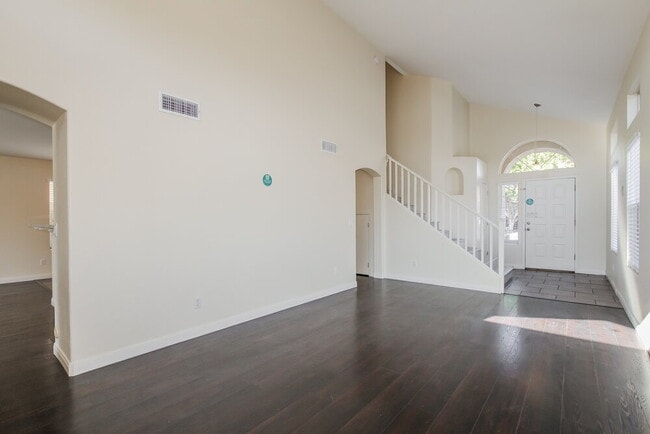 Photo - 1111 W Wagoner Rd