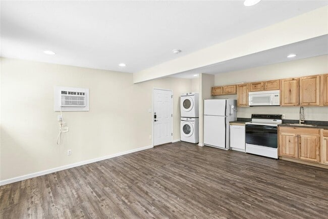 Photo - 904 Philco Dr