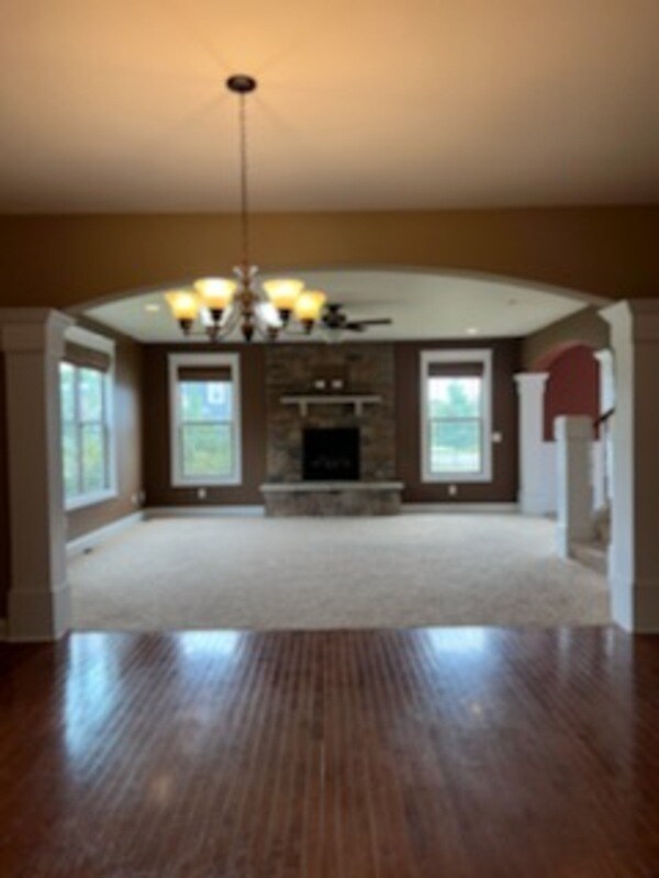 Photo - 2411 Nottingham Dr