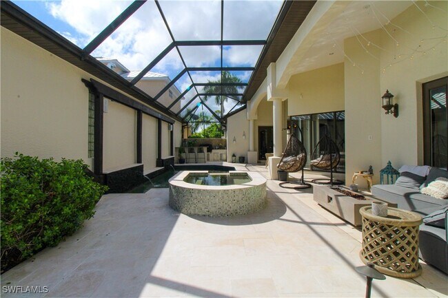 Building Photo - 647 110th Ave N