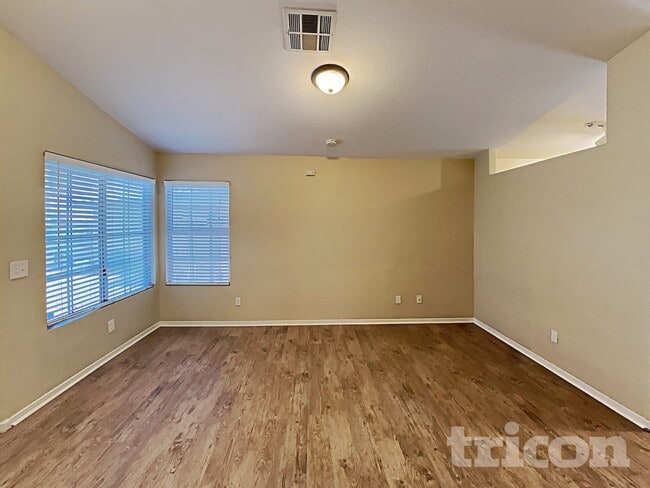 Photo - 4169 Lucas Ave