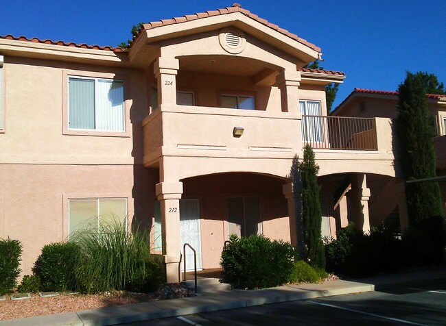 Photo - 517 W Mesquite Blvd Condo Unit 212