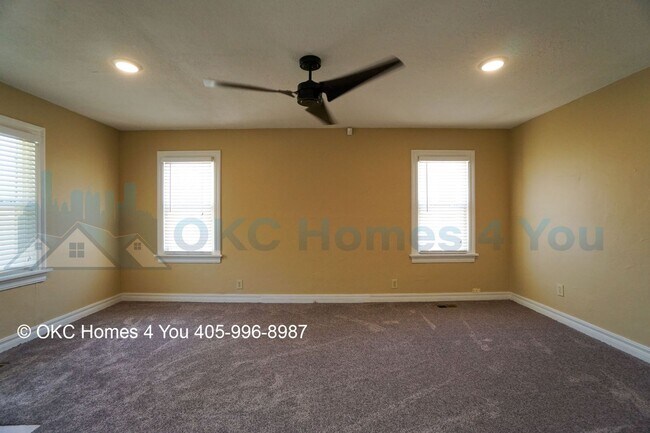 Photo - Stylish, Updated 2 Bedroom House!