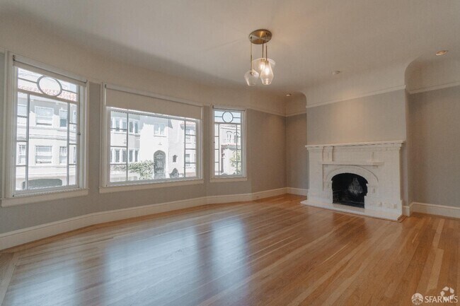 Building Photo - 126 Mallorca Way Rental