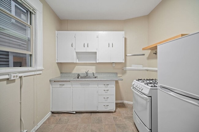 Photo - Rialto Court Apartments