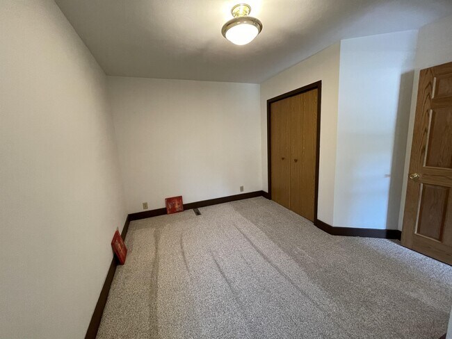 Photo - 242 S Adams St