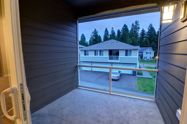 Photo - 3 Bed Unit 1643 Burnside Place C