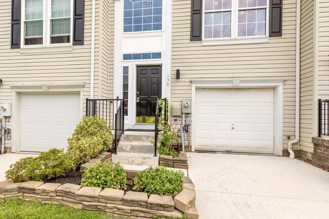 Photo - Modern Comfort Meets Everyday Convenience in this Stunning Forest Hill Townhome with 3 Beds & 3.5...