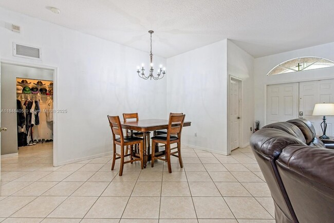 Photo - 1921 SE 16th Ave