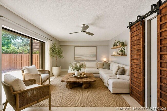 Photo - 236 Charter Way