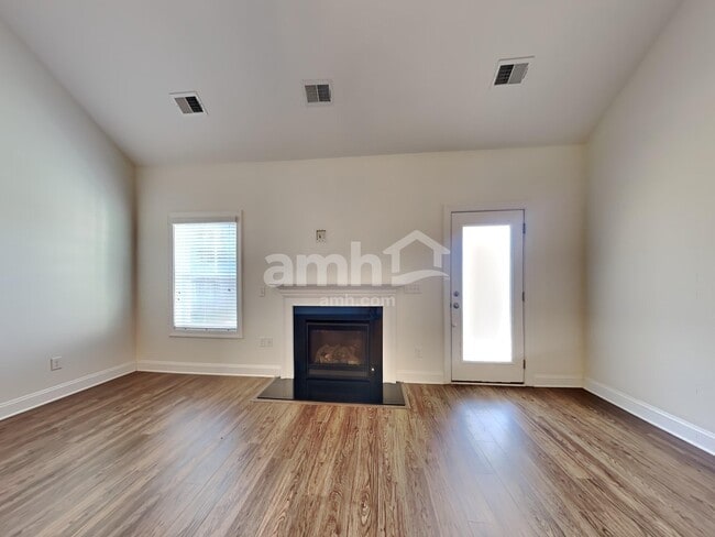 Photo - 110 Doral Blue Dr