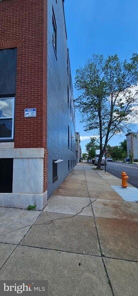 Photo - 601 N Carrollton Ave