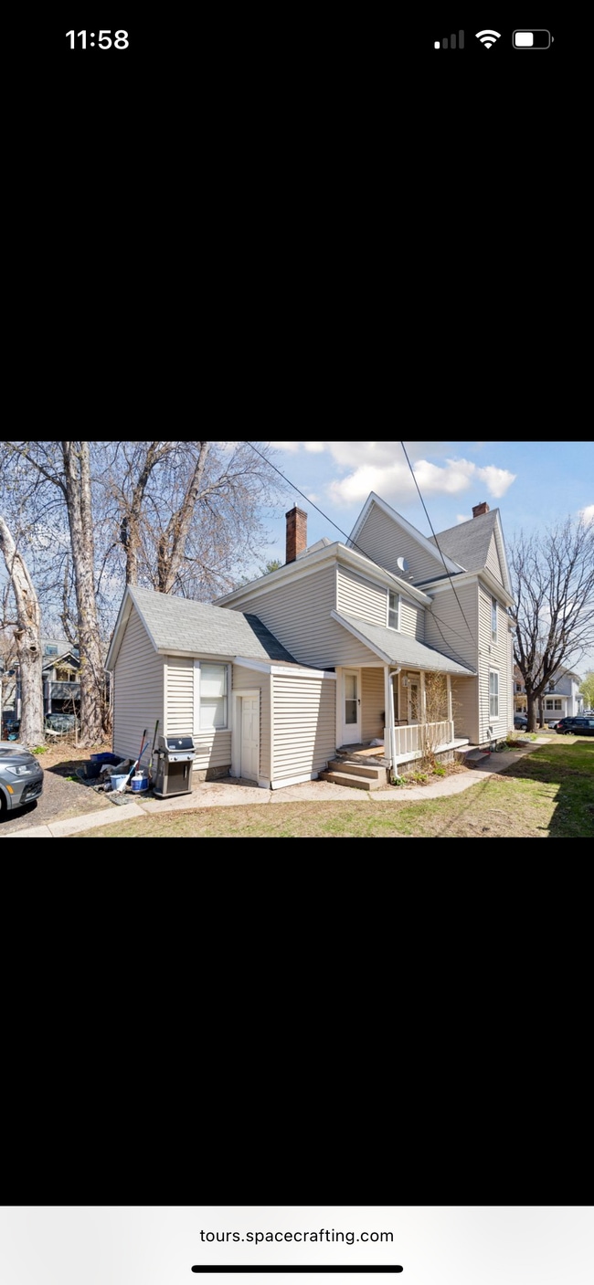Building Photo - 2738 Emerson Ave S Unit 2738 Emerson avenue
