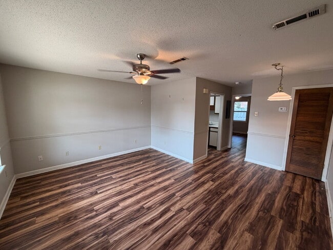 1030 S Park Ave Unit 5