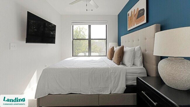 Photo - 6311 S 1st St Unidad 373