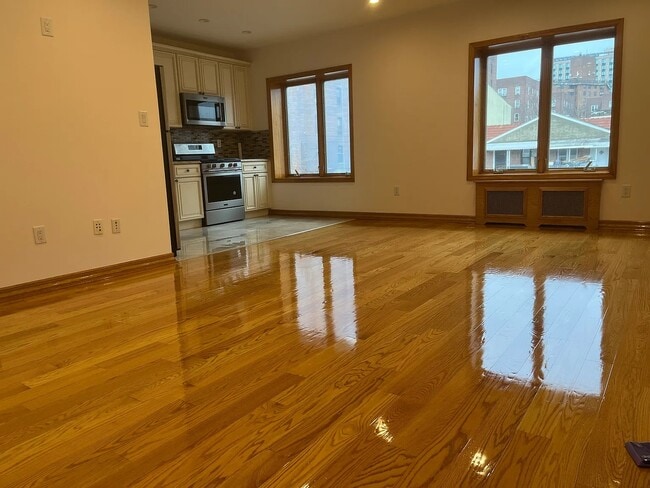 Photo - 10822 63rd Rd