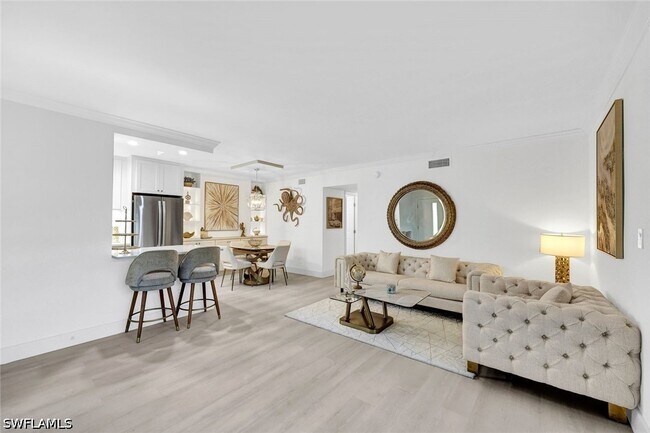 Photo - 1100 Gulf Shore Blvd N Unit 108